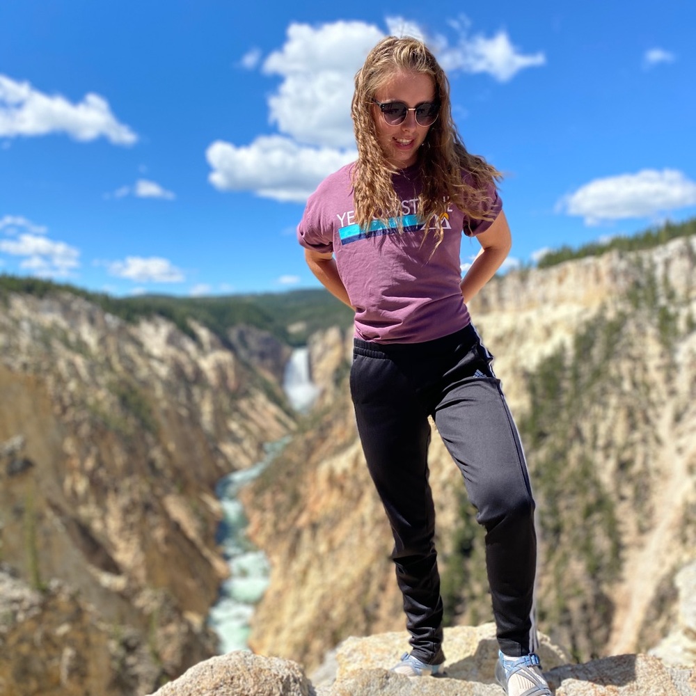 Meet your Posher, Mikayla